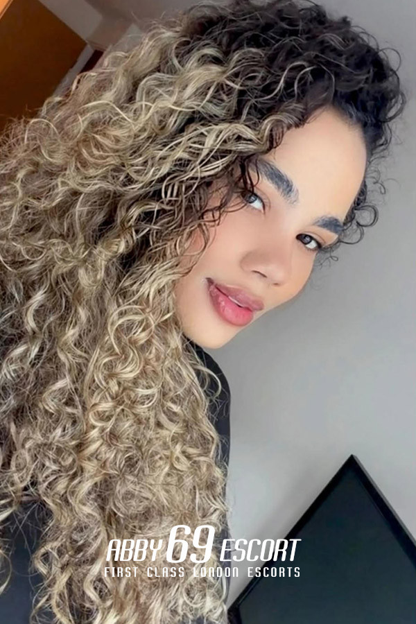 34B Exotic London Escort