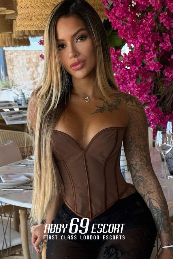 34C Short London Escort