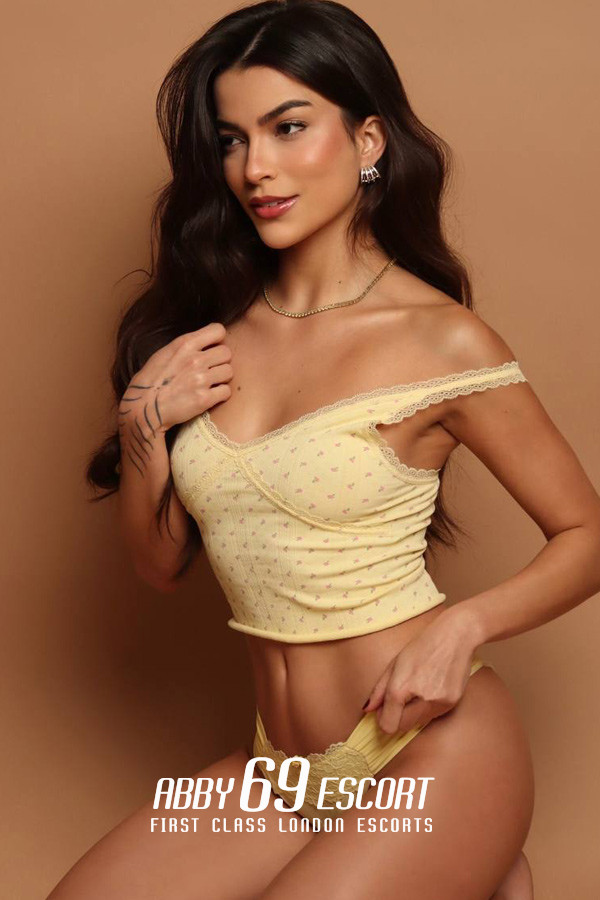 34B Soho London Escort