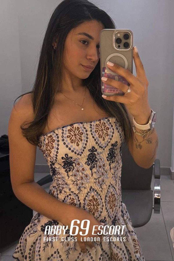 32B Telegram Incall London Escort
