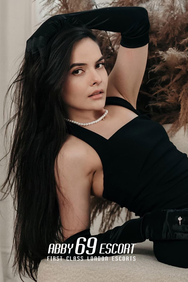 36A Small Boobs London Escort