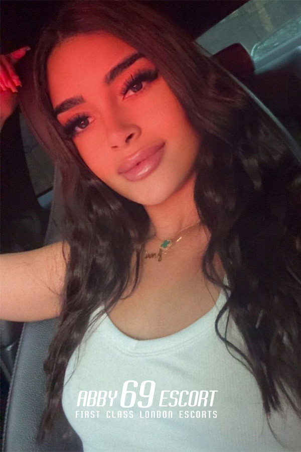 32B Paypal London Escort